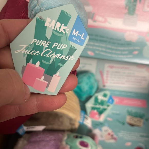 NWT Bark Box - Spa Day - Picture 10 of 11